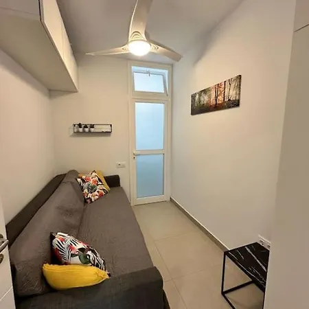 Apartmán New Renovated With Beautiful View On Cliffs And Sea