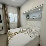 公寓 New Renovated With Beautiful View On Cliffs And Sea *