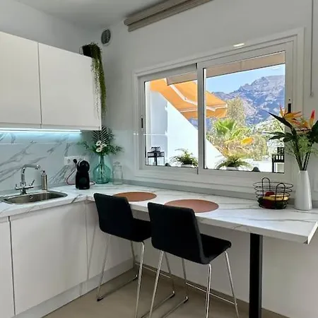 New Renovated With Beautiful View On Cliffs And Sea פוארטו דה סנטיאגו